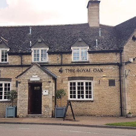 The Royal Oak Duddington Bed & Breakfast Stamford Eksteriør bilde